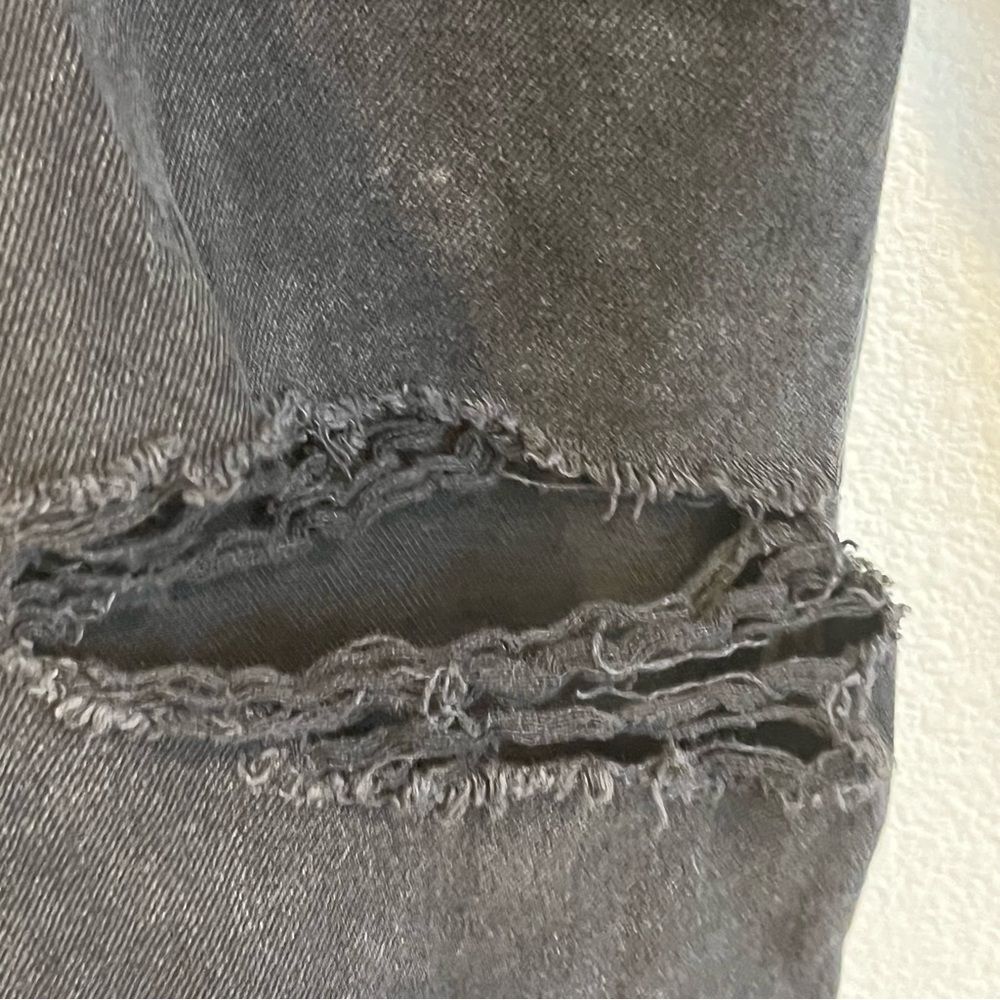 Bershka charcoal gray black straight cropped jeans distressed raw hem size 4 - Picture 4 of 12